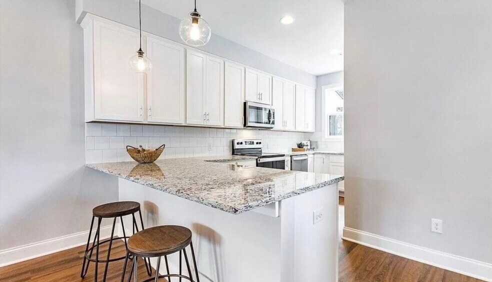 Building Photo - 6800 Milligan Way