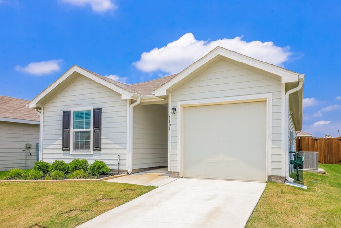 Building Photo - 4104 Wintergreen Dr
