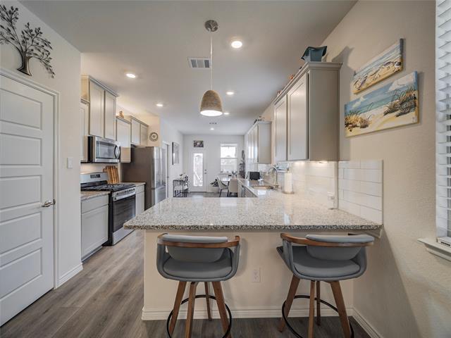 Building Photo - 1520 Saratoga Ave