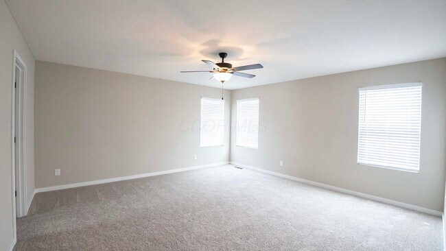 Building Photo - 1717 Longhill Dr