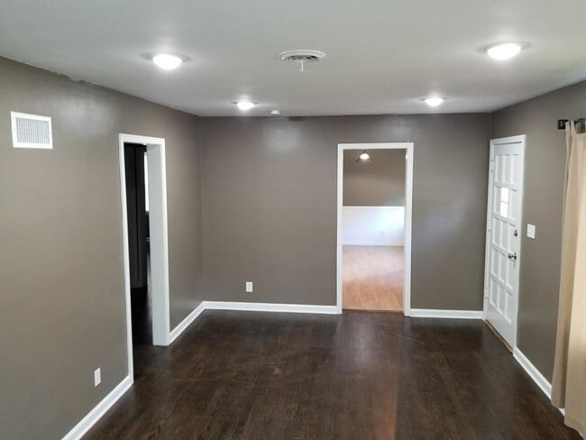 Building Photo - 6801 W 73rd St