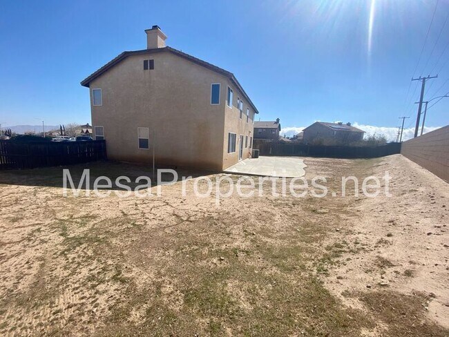 Building Photo - 13323 Somerset St