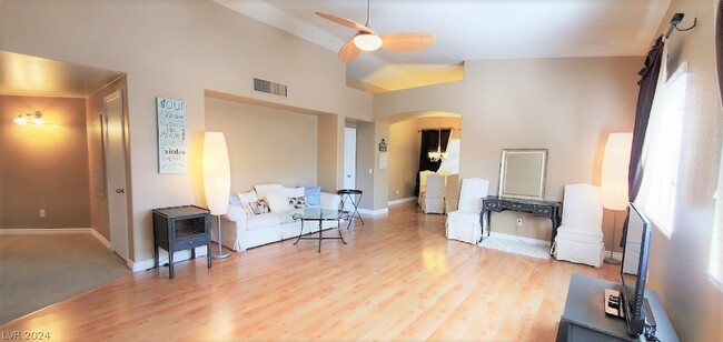 Building Photo - 2052 Gravel Hill St