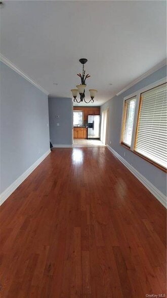 Building Photo - 113 Maple Pl