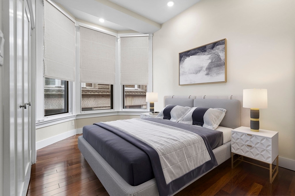 Building Photo - 132 Boylston St