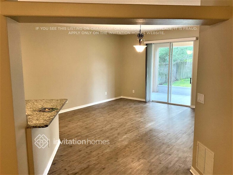 Building Photo - 1638 Maeve Cir