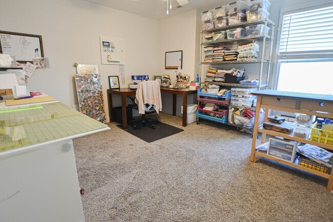 Building Photo - Pet Friendly Four Bedroom!