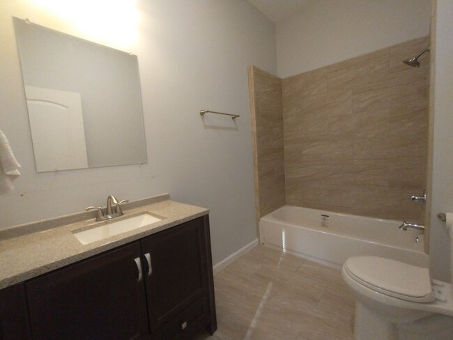 Bathroom - 1667 Bellemeade Ave