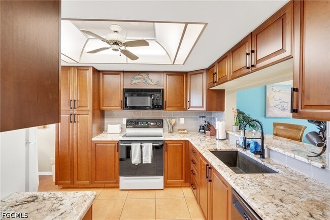 Building Photo - 12150 Kelly Sands Way