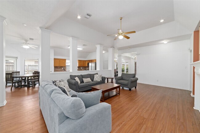 Building Photo - 7919 Quail Meadow Dr