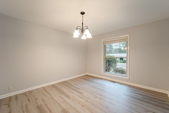 Building Photo - 6 Sonora Way