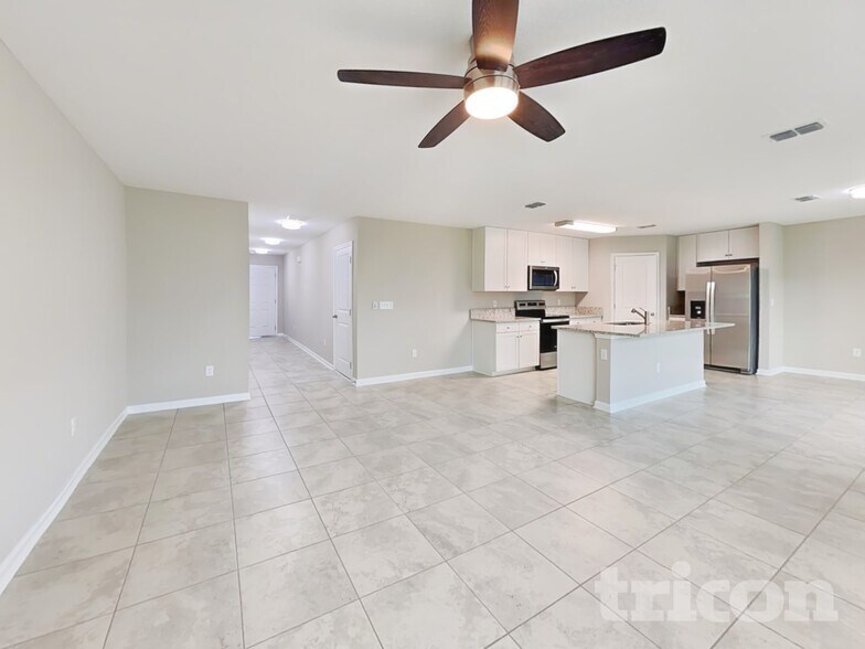 Building Photo - 66 Raphael Ln
