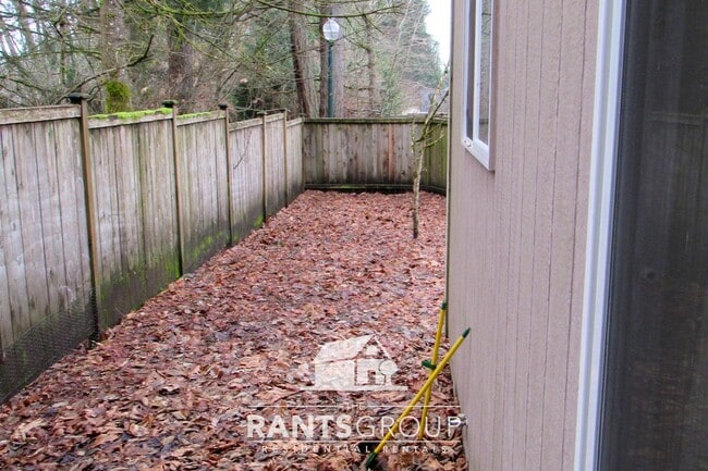 Building Photo - Spacious 3-Bed, 2.5-Bath home in the Olymp...