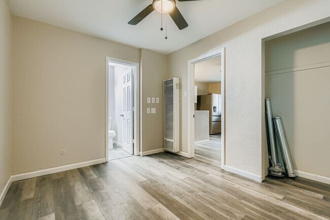 Building Photo - 1129 Valley Manor Ct
