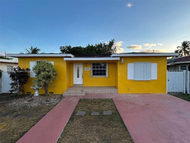 Primary Photo - 8840 SW 38th St