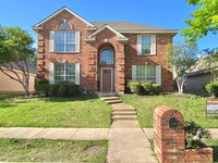 Building Photo - 17815 Benchmark Dr