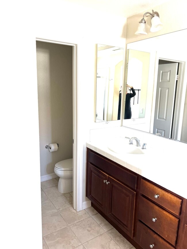 Building Photo - 10545 Zenor Ln