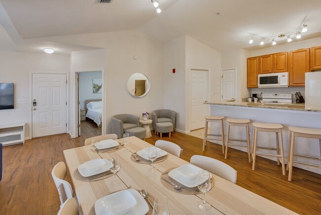 Dining area - 10764 70th Ave