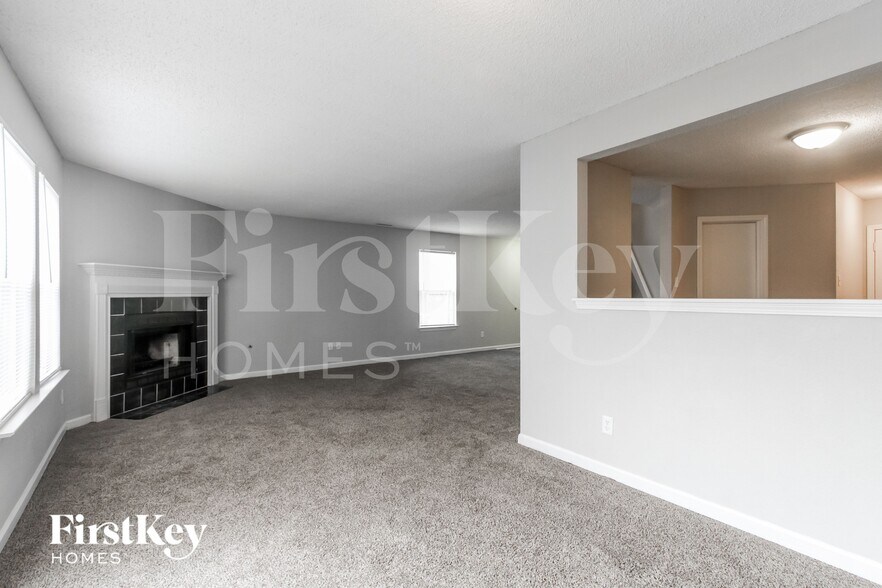 Building Photo - 5980 Redcliff S Ln