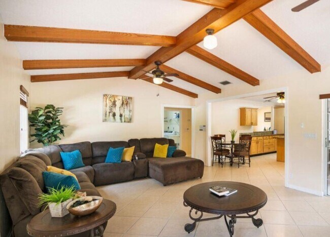 Building Photo - 14870 Horseshoe Trce