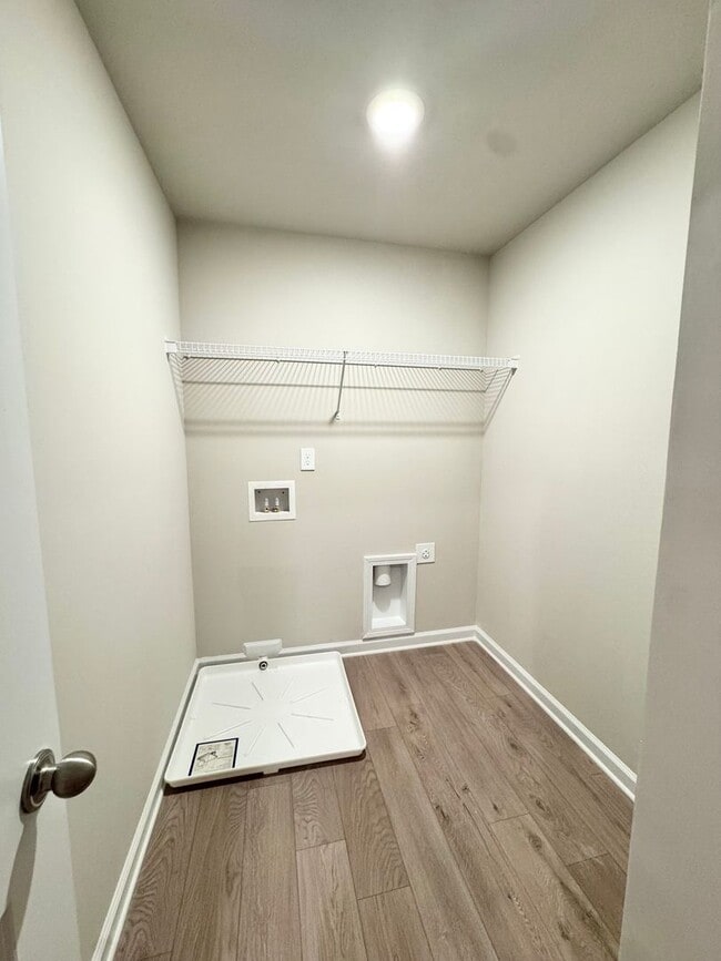 Building Photo - McCoy Street Townhomes!