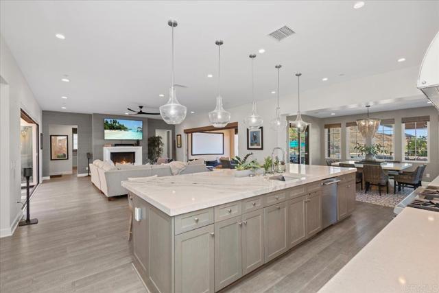 Building Photo - 1048 Quartz St