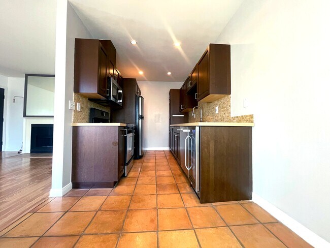 Kitchen and living area - 1325 Wellesley Ave