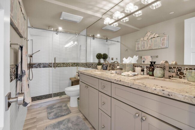 Building Photo - 899 Jeffery St