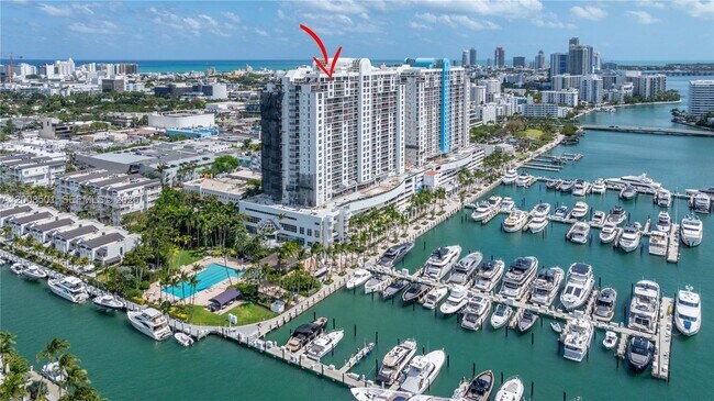 Building Photo - 1900 Sunset Harbour Dr