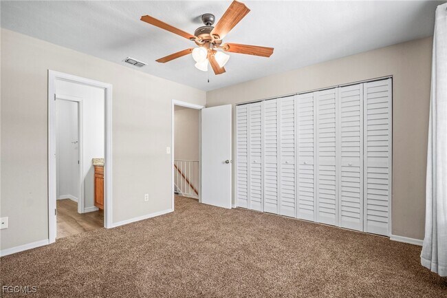 Building Photo - 6156 Lakefront Dr