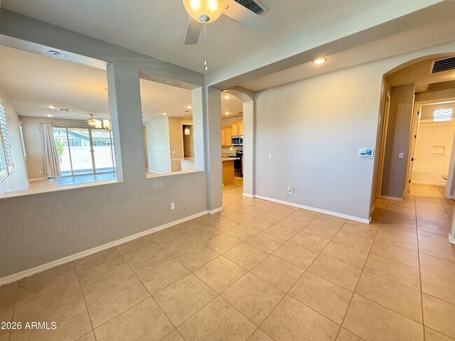 Building Photo - 15170 W Pierce St