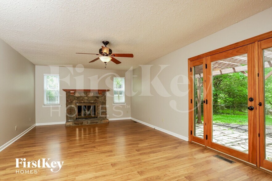 Building Photo - 16263 Fullerton Meadows Dr