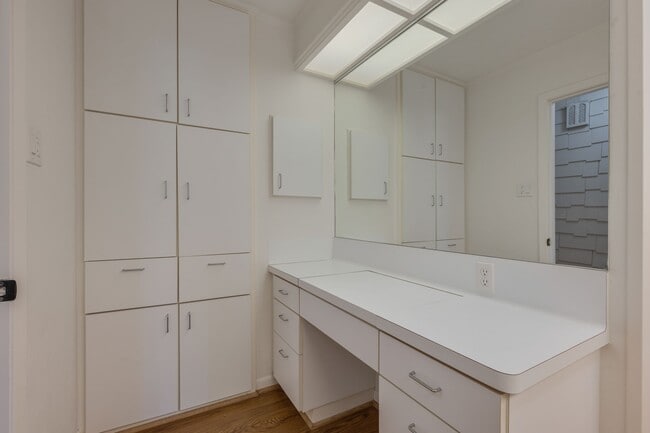 Building Photo - 3802 Sunnybrook Ln