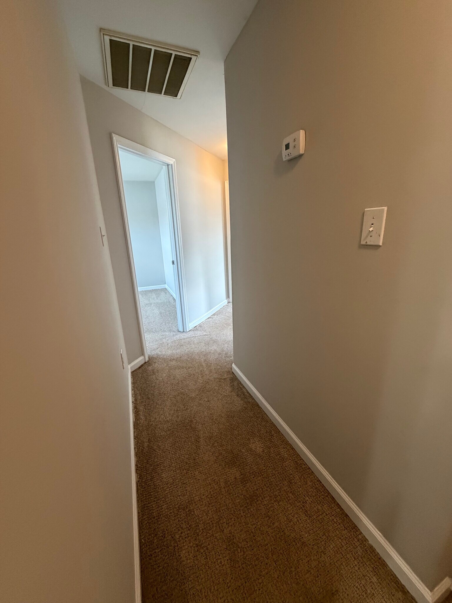 Building Photo - 1212 Superior Pointe Pl