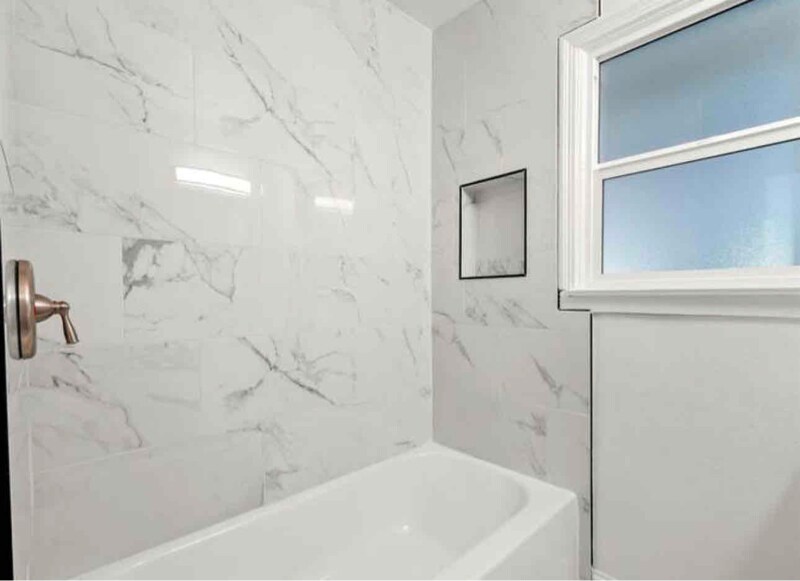 Building Photo - 1528 W Cortland Ave