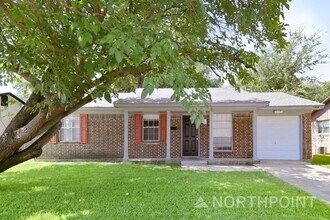 Building Photo - 3 BR/1.5BA | Newly Renovated Single Family Home | 1-Car Garage Parking | Fenced backyard!