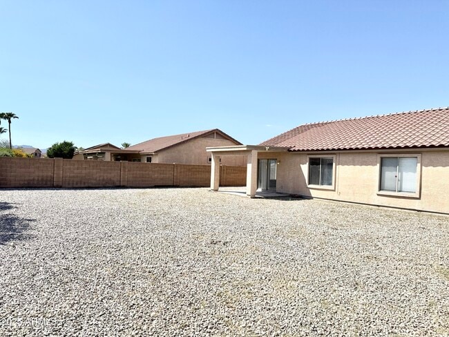 Building Photo - 13271 W Desert Rock Dr