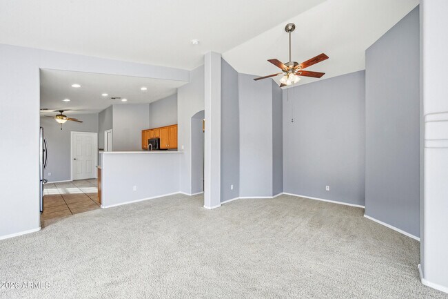 Building Photo - 12675 S 175th Ave