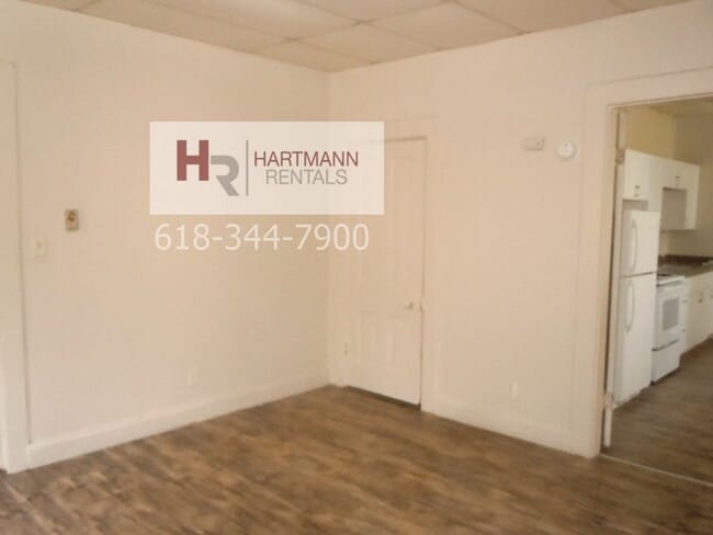 Building Photo - 308 S Fillmore St