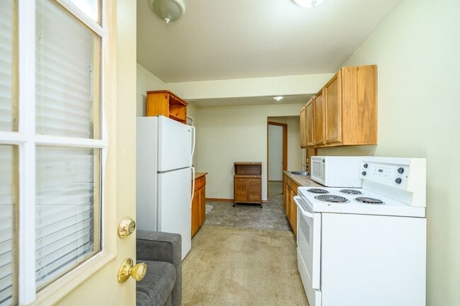 Building Photo - EDD1411