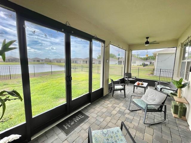Building Photo - 1520 Lyonsdale Ln