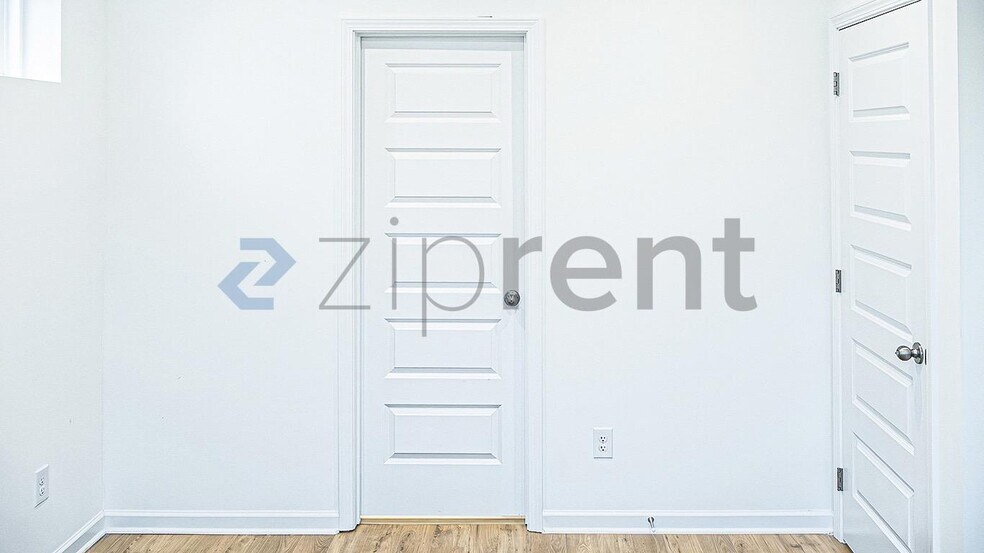 Building Photo - 612 Clb Vw Wy