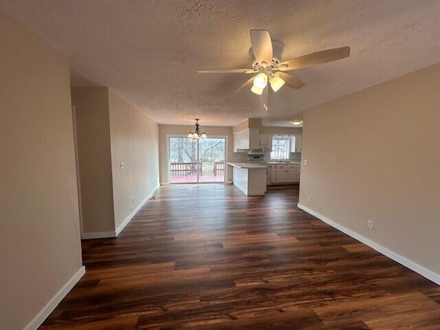 Building Photo - 622 Eiserman Ave