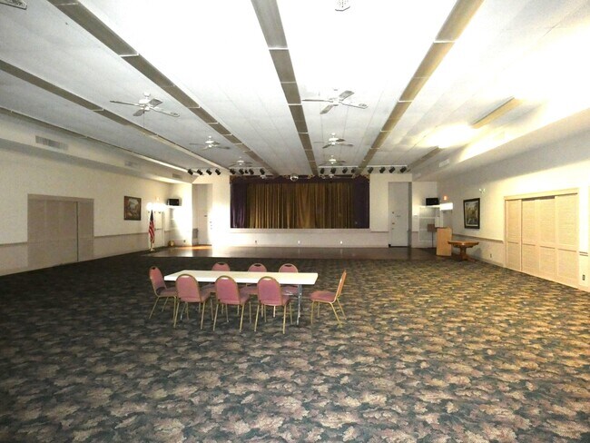 Building Photo - 357 N Rock Island Rd