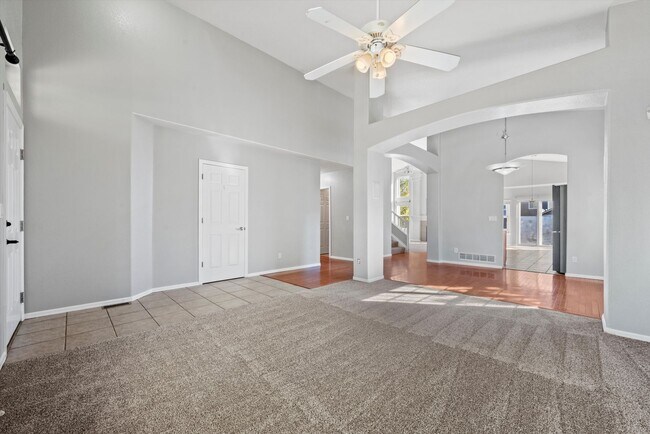 Building Photo - 2258 S Gibralter Way