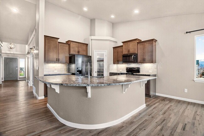 Building Photo - 10069 Thrive Ln