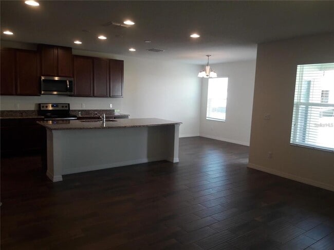 Building Photo - 3202 Turret Dr