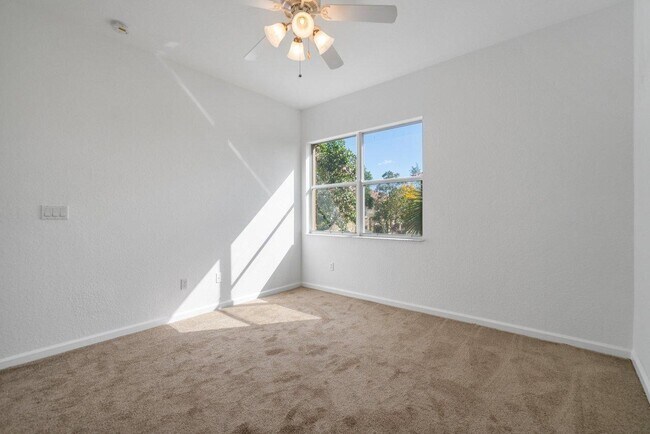 Building Photo - 6549 Diamond Springs Terrace