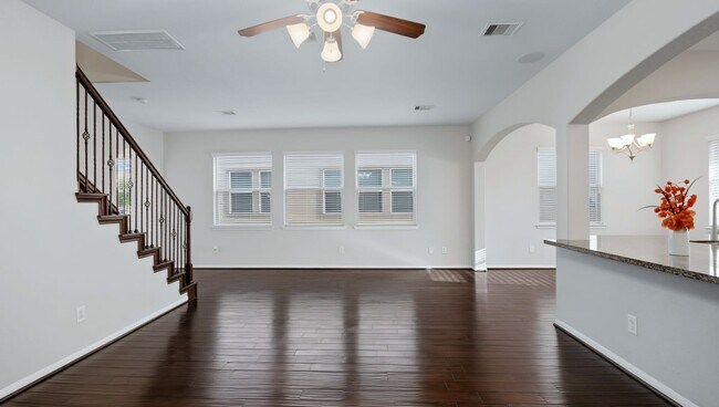 Building Photo - 8403 Columbia Forest Dr