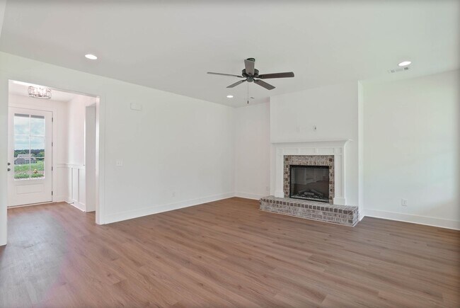 Building Photo - Designer Home zoned for Pike Road Schools!